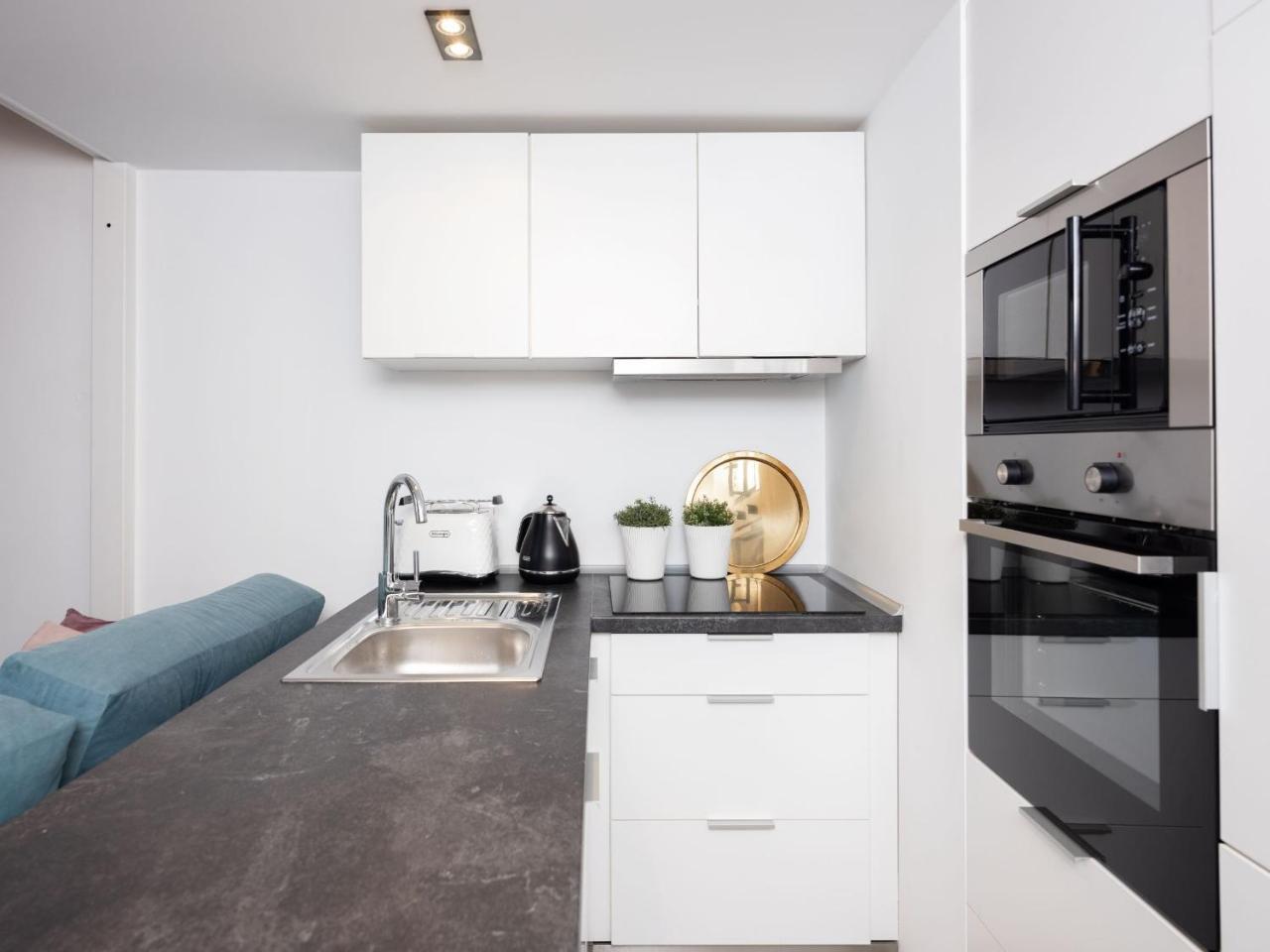 Lofts Cracow Apartments - City Center كراكوفيا المظهر الخارجي الصورة
